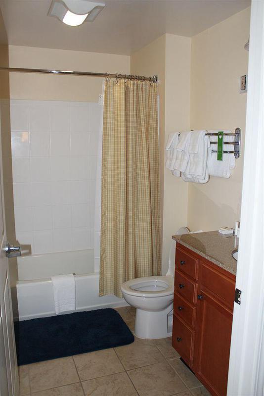Towneplace Suites By Marriott Clinton At Joint Base Andrews Exterior photo