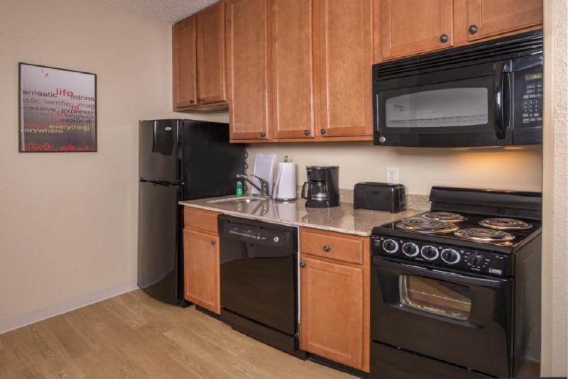 Towneplace Suites By Marriott Clinton At Joint Base Andrews Exterior photo